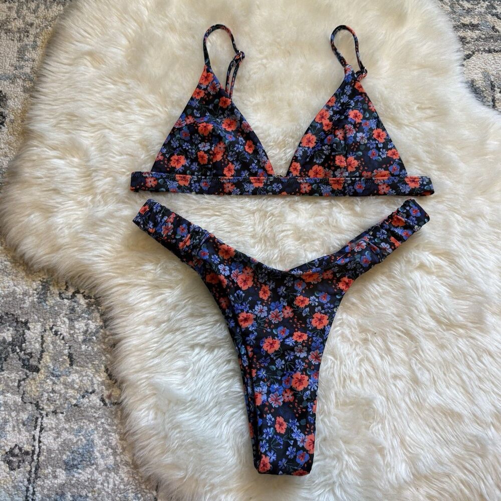 SHEIN Black Ditsy Floral Bikini Set Size Small Fixed Triangle Cheeky Cut